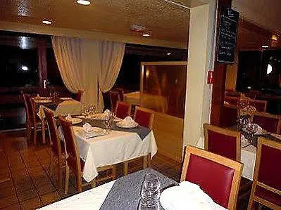 Hostellerie Des Enclos Guimiliau